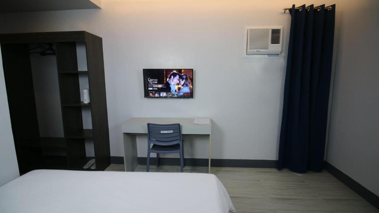 Sands Hotel Nasugbu Zewnętrze zdjęcie