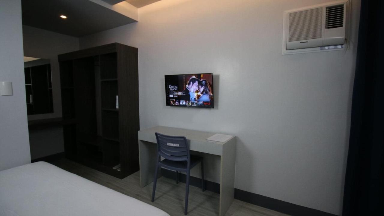 Sands Hotel Nasugbu Zewnętrze zdjęcie