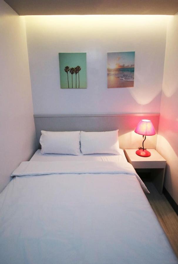 Sands Hotel Nasugbu Zewnętrze zdjęcie